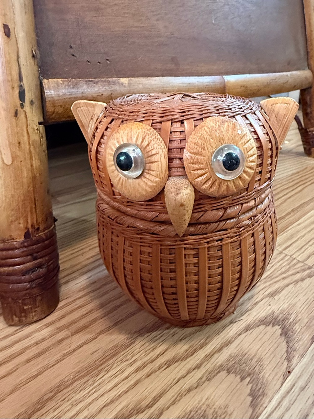 Small vintage wicker owl basket